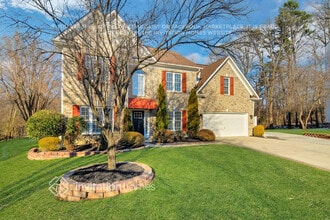 2303 Coneflower Dr in Charlotte, NC - Building Photo - Building Photo