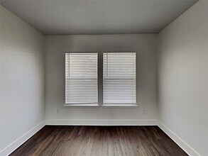 820 Dragonfly Dr in Conroe, TX - Building Photo - Building Photo
