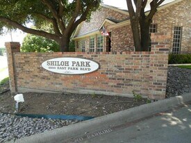 3500 E Park Blvd in Plano, TX - Building Photo