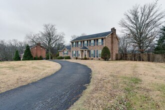 103 Crosspointe Ln in Hendersonville, TN - Building Photo - Building Photo