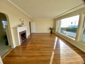 4491 Coronado Ave in San Diego, CA - Building Photo - Building Photo