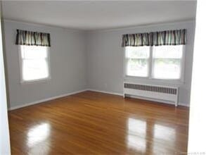 29 Holmeslea Ct in Woodstock, CT - Building Photo - Building Photo