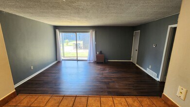 53 N Belvedere Blvd, Unit 5 in Memphis, TN - Building Photo - Building Photo