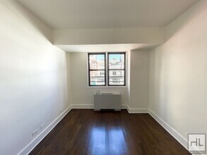 EAST 63 STREET in New York, NY - Building Photo - Building Photo