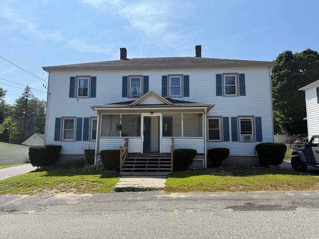 4068 Hill St in Palmer, MA - Building Photo - Building Photo