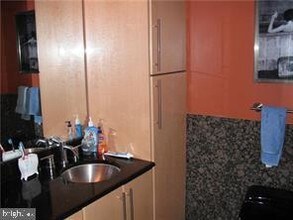 233 S 6th St-Unit -302 in Philadelphia, PA - Foto de edificio - Building Photo