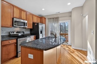 8745 Cypress Grove Run in Raleigh, NC - Building Photo - Building Photo