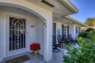 2410 Cass St in Sarasota, FL - Building Photo - Building Photo