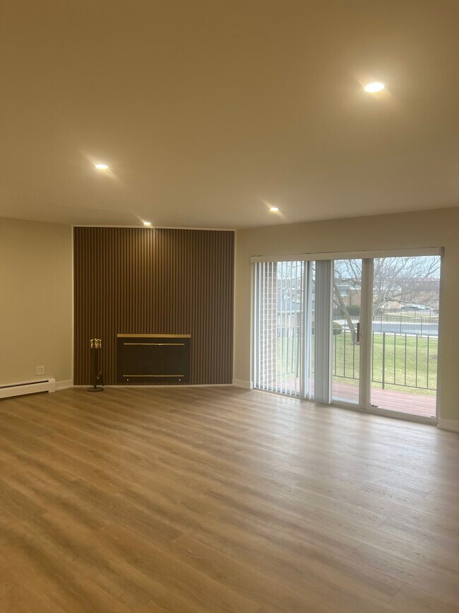 10381 Dearlove Rd, Unit 2A