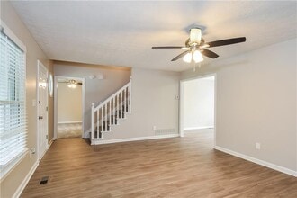 229 Sleepy Hollow Rd in Powder Springs, GA - Building Photo - Building Photo
