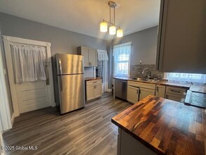 9 Kent St in Albany, NY - Building Photo - Building Photo
