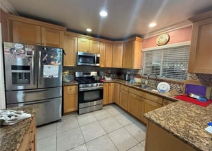 23003 Moneta Ave in Carson, CA - Foto de edificio - Building Photo