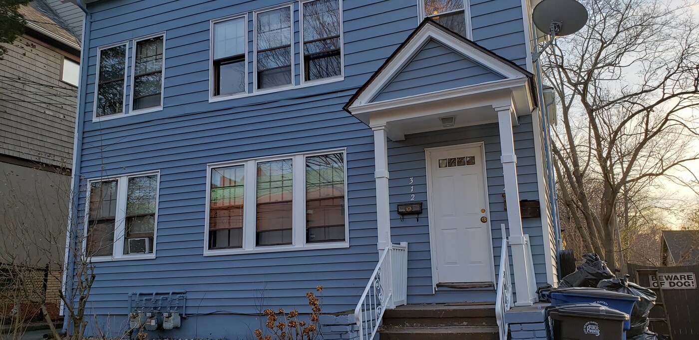 312 Huntington St, Unit 3 in New Haven, CT - Building Photo