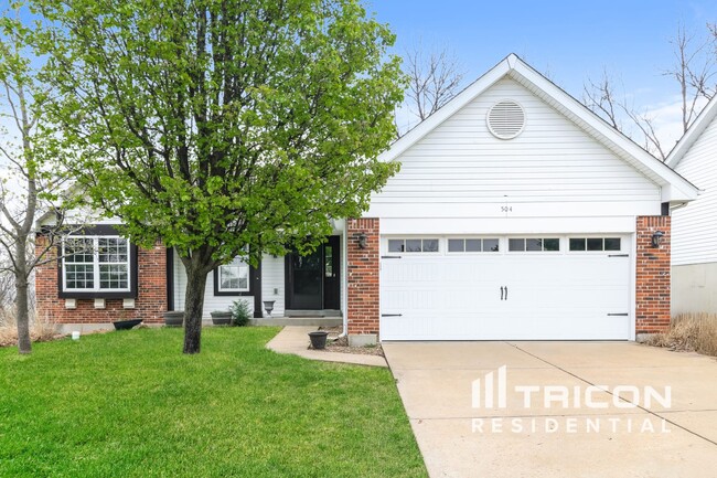property at 504 Vista Hills Ct