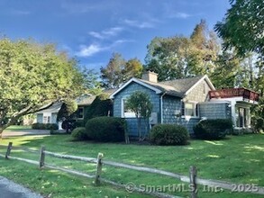 71 Beach Ave in Madison, CT - Building Photo - Building Photo