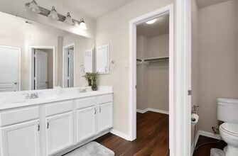 18335 All Oak Trail in Houston, TX - Building Photo - Building Photo