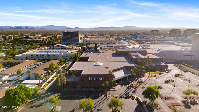 4610 N 68th St-Unit -476 in Scottsdale, AZ - Foto de edificio - Building Photo