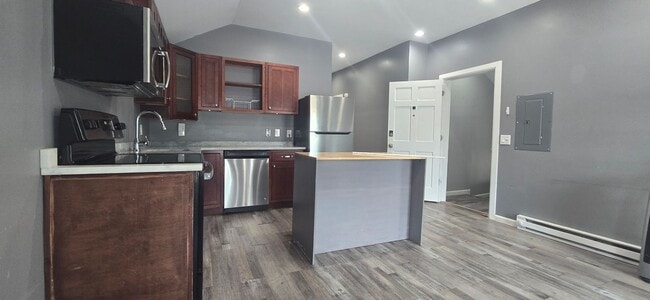 property at 520 Yates St