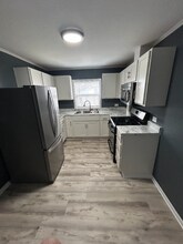 1359 St Johns Ave in Highland Park, IL - Building Photo - Building Photo