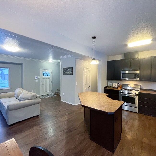 2606 S Red Birch Dr in Wasilla, AK - Building Photo - Building Photo