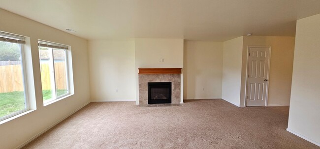 1518 Pennsylvania Ave in Bremerton, WA - Building Photo - Building Photo