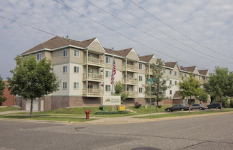 Lincoln Place Apartments in Eveleth, MN - Building Photo - Building Photo