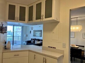 3300 NE 191st St in Aventura, FL - Building Photo - Building Photo