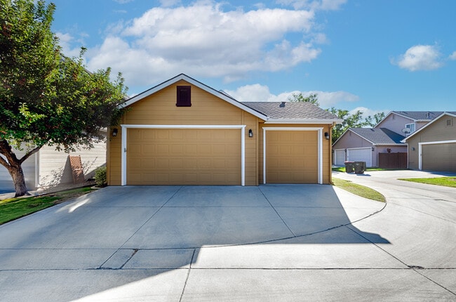 3909 N Heritage View Ave in Meridian, ID - Building Photo - Building Photo