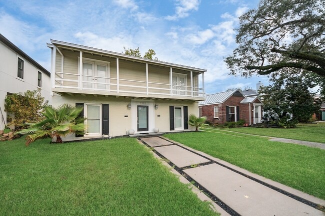 2332 Sheridan St in Houston, TX - Building Photo - Building Photo