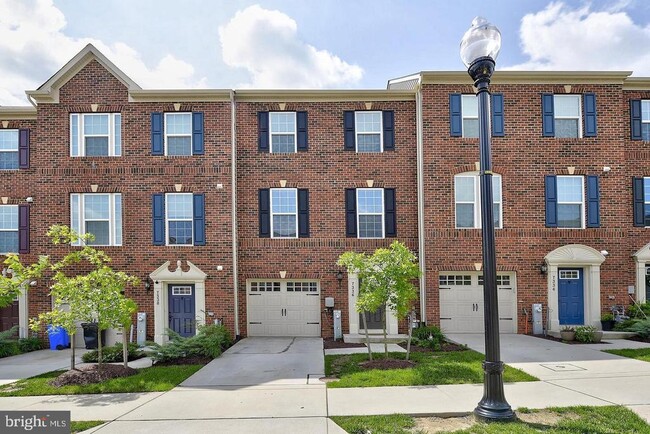 property at 7336 Summit Rock Rd