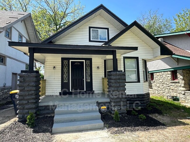 property at 4010 S Benton Ave