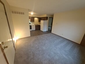 1444 W 16th St in Davenport, IA - Building Photo - Building Photo