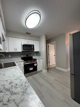 1031 Station St-Unit -1031 in Lakeland, FL - Foto de edificio - Building Photo