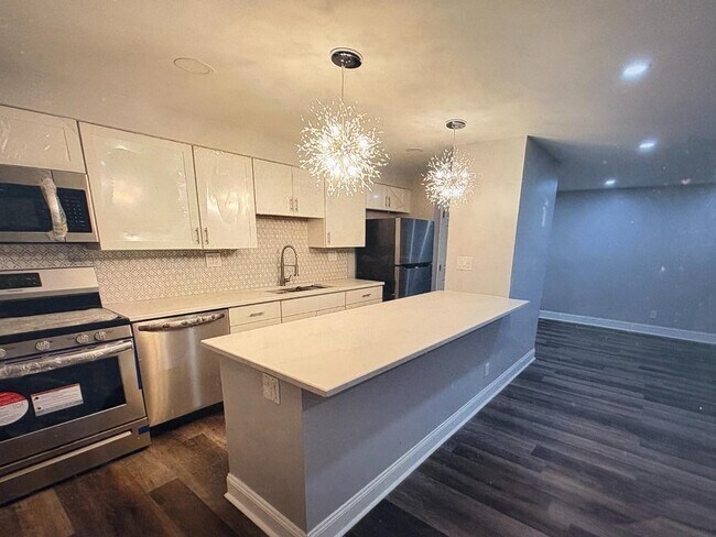 51 Kenwood Dr in Sicklerville, NJ - Building Photo - Building Photo