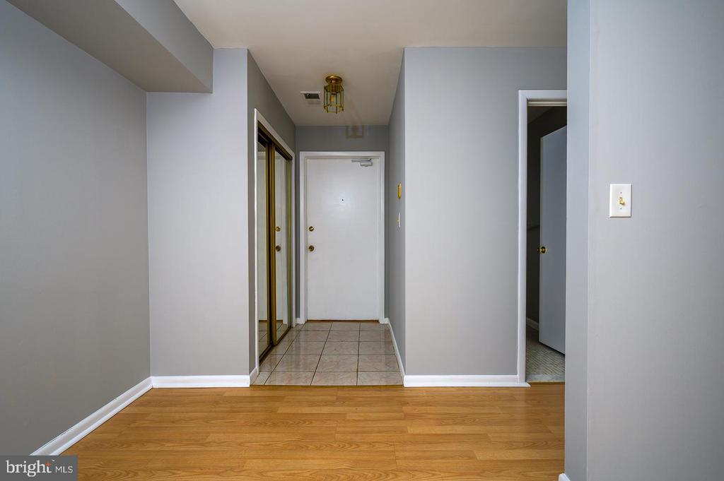 115 Cascade Ct in Princeton, NJ - Building Photo