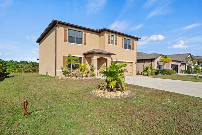 6455 NW Castlebrook Ave in Port St. Lucie, FL - Building Photo - Building Photo