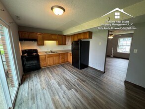 533 Collier Ln in Fulton, MO - Building Photo - Building Photo