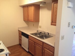 Chace Place in Springfield, MO - Building Photo - Building Photo