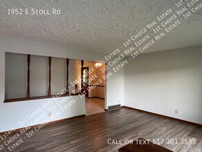 1952 E Stoll Rd in Lansing, MI - Building Photo - Building Photo