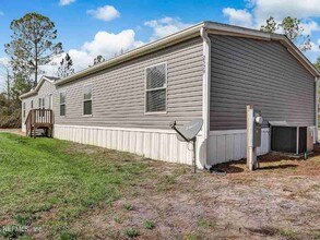 2529 Zunnia St in Middleburg, FL - Building Photo - Building Photo