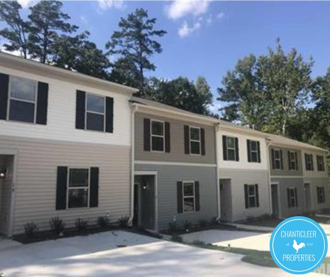 property at 6 Rochambeau Ct