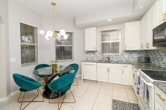 1355 Mariposa Cir in Naples, FL - Building Photo - Building Photo