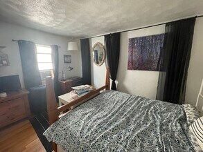 30 Murdock St, Unit 1 in Somerville, MA - Building Photo - Building Photo