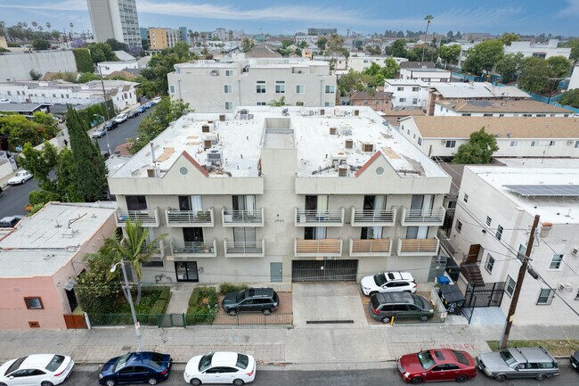 2642 W 11th St in Los Angeles, CA - Foto de edificio - Building Photo