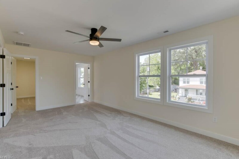 1326 24th St in Newport News, VA - Building Photo