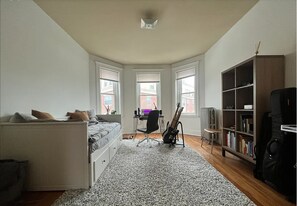61 Park Dr, Unit 14 in Boston, MA - Building Photo