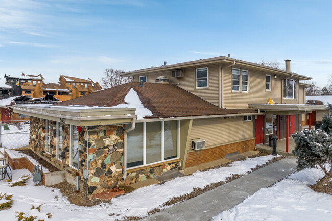 5637 Lyndale Ave S in Minneapolis, MN - Building Photo - Building Photo