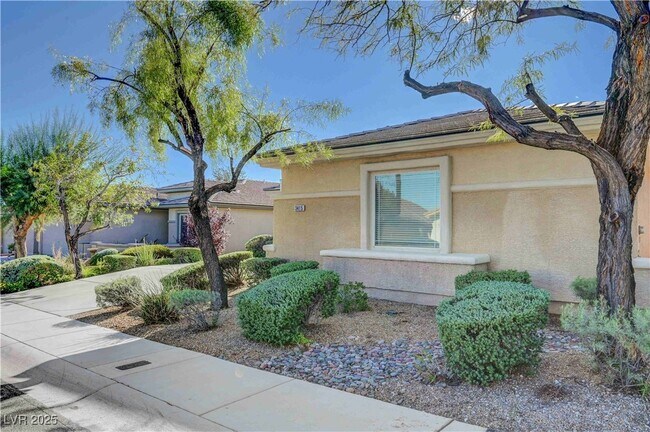 3415 Ridge Meadow St in Las Vegas, NV - Building Photo - Building Photo