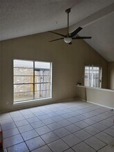 12021 Tambourine Dr in Stafford, TX - Building Photo - Building Photo