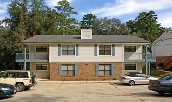 1504 Pullen Rd Apartamentos